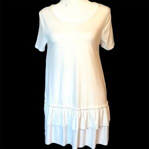 Zenana Outfitters Soft Tunic Top in Elegant Cream